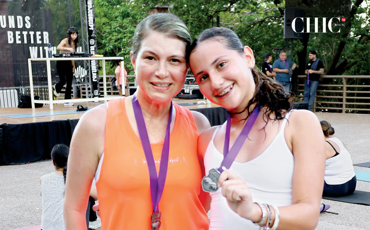 Claudia Delsol y Paulina Godoy nos regalan sus mejores sonrisas