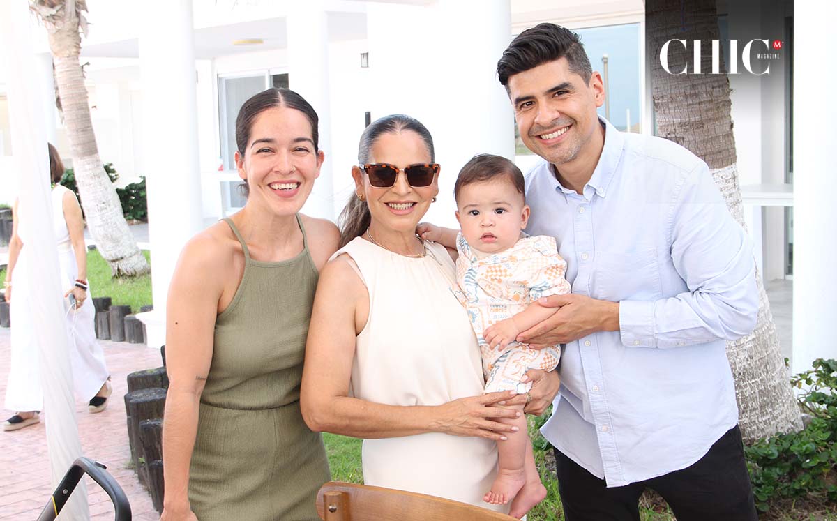 Maricruz Gutiérrez, Maricruz Escalante, Daniel Vázquez felices de formar parte de la celebración