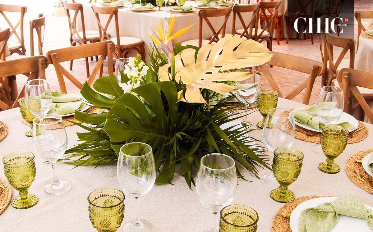 La decoración tropical fue parte de la temática del evento