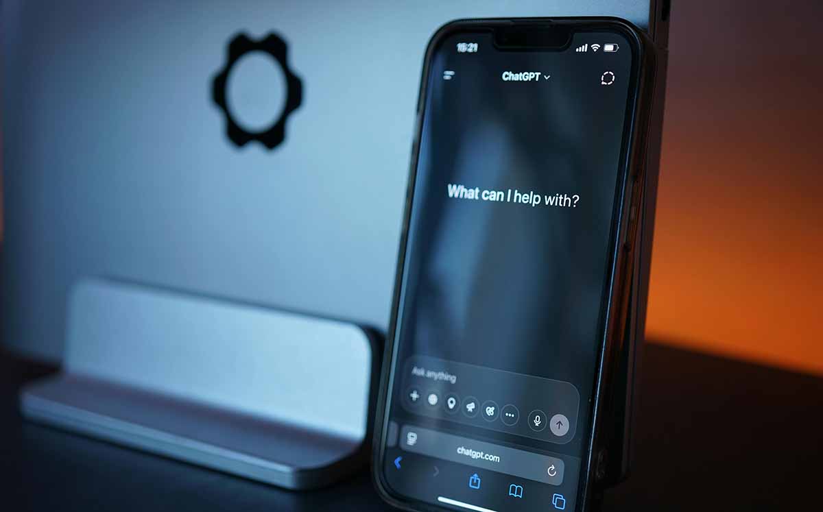 ChatGPT, como cualquier tecnología, debe usarse con criterio. Sigue estas recomendaciones. (Foto: Pexels)