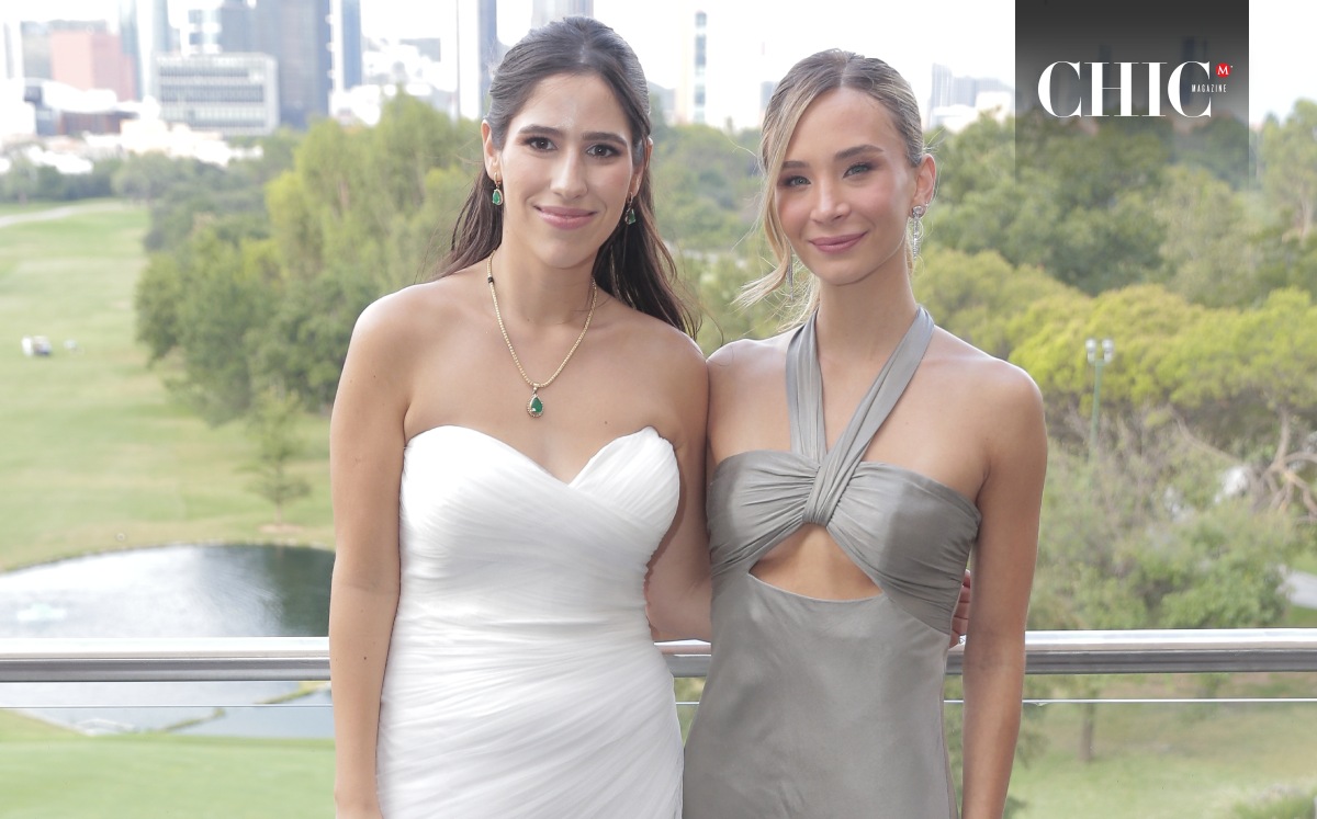 La novia junto a Ivanna Ayala