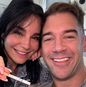 Martha Higareda: Así se enteró que tendrá gemelos con Lewis Howes (Foto: Instagram)
