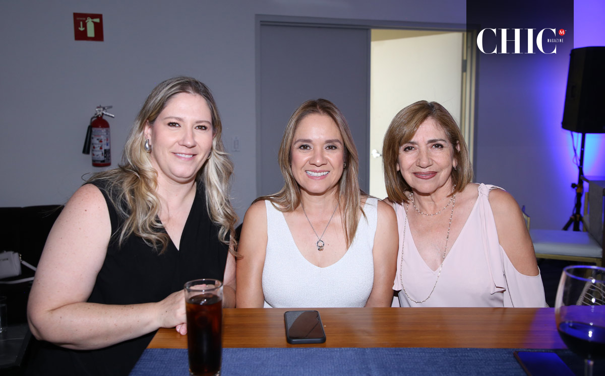Anabel Arenas, Alejandra Navarrete y Bibi Pérez