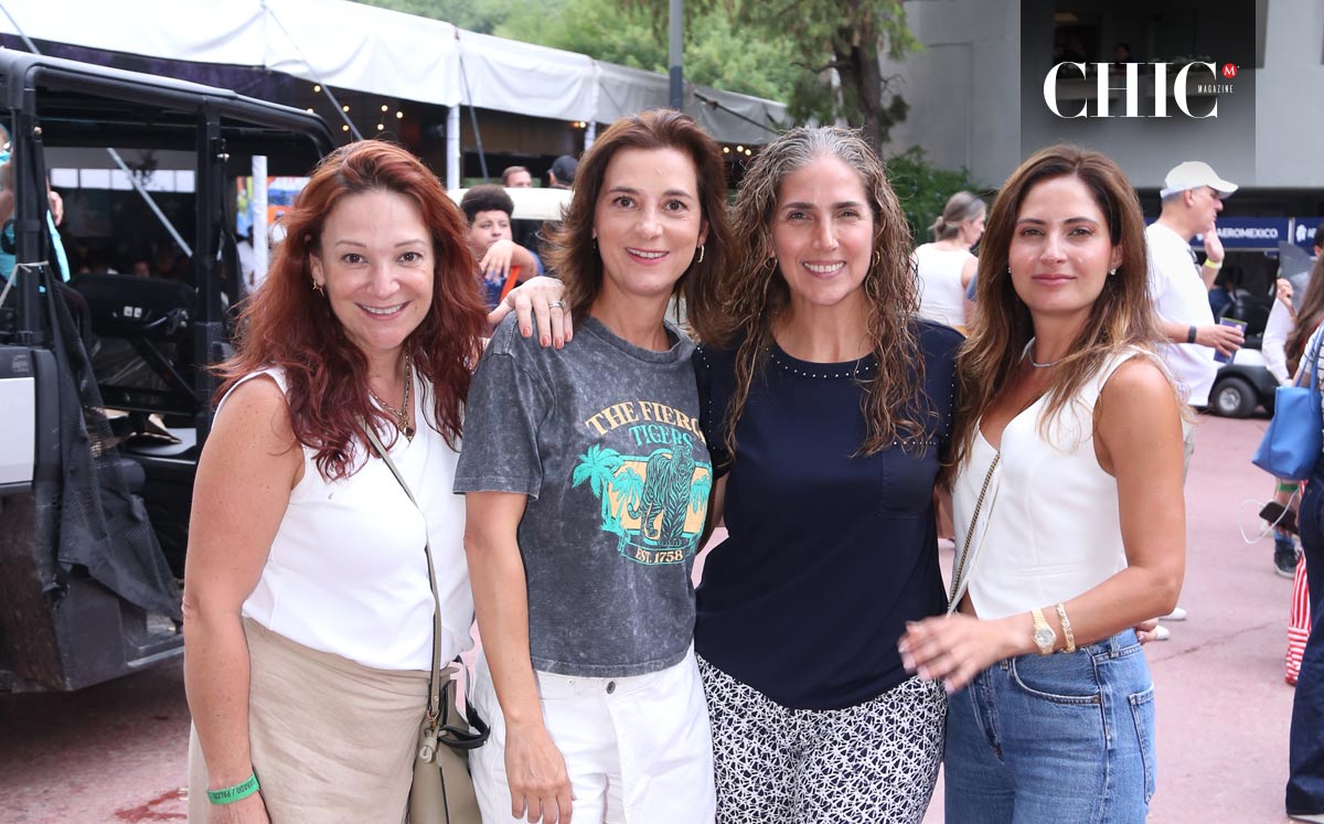 Cecila Cantú, Olinda Díaz de Ochoa, Elizabeth Villarreal y Ale Manautou