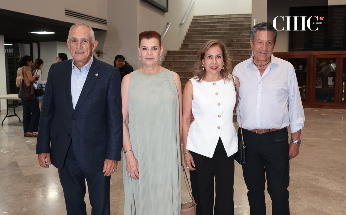 Gerardo, Elvira, Juanny y Alberto