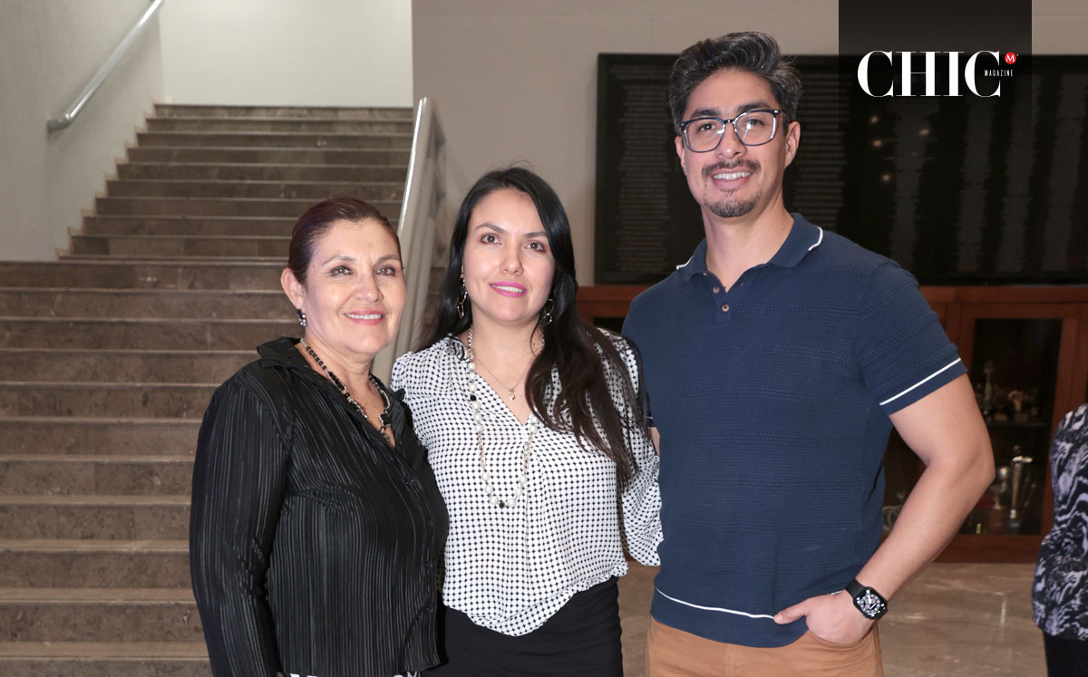 Naty Soto, Karla Escobedo y Manuel Cortinas