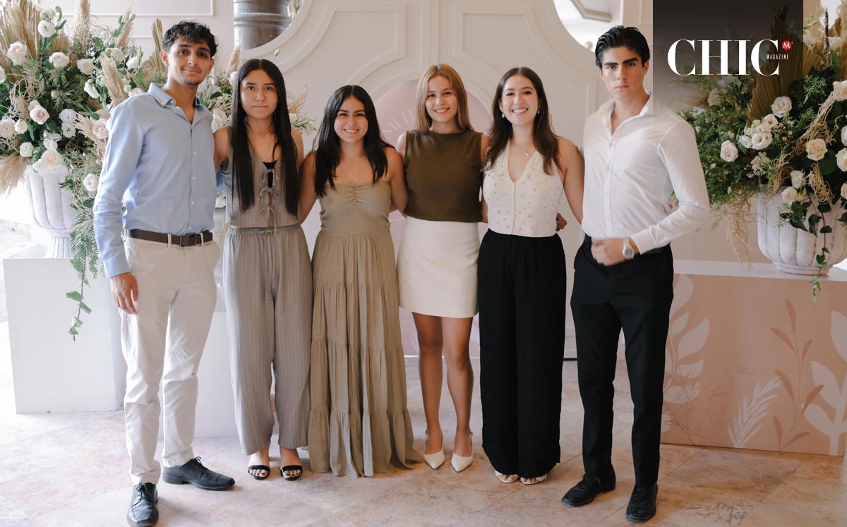 Nicolás, Mariana, Camila, Laura, Lorena y Erick