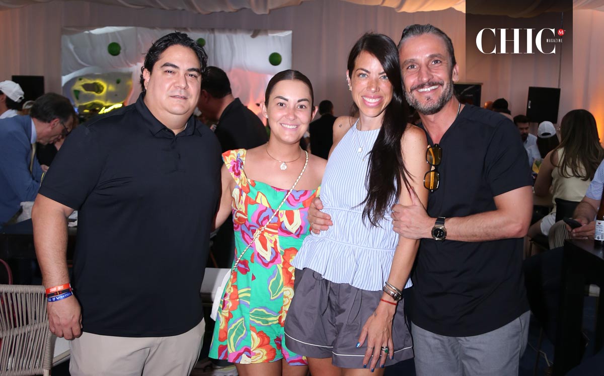 Pato Huerta, Cristy de Huerta, Érika Arcaute y Carlos Berard