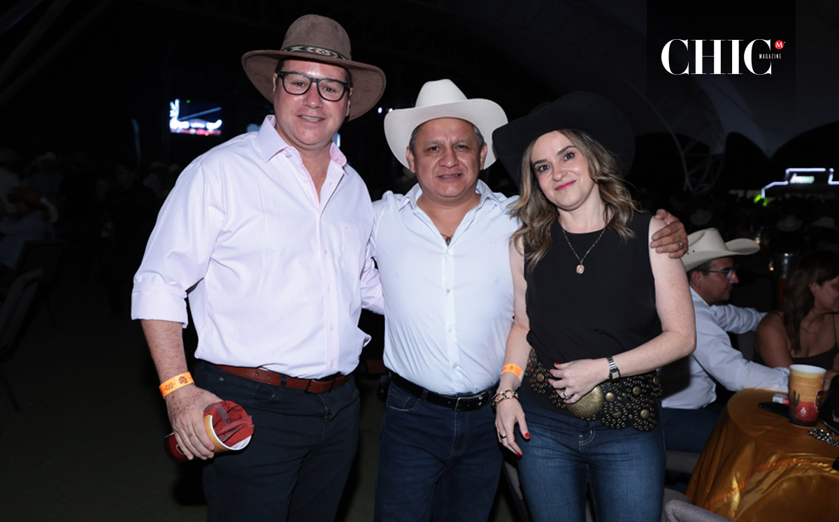 Toño Gilio, Manuel y Adriana Ortiz