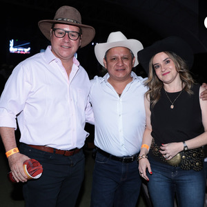 Toño Gilio, Manuel y Adriana Ortiz