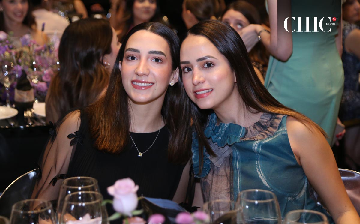 Valeria Martínez y Greta Martínez