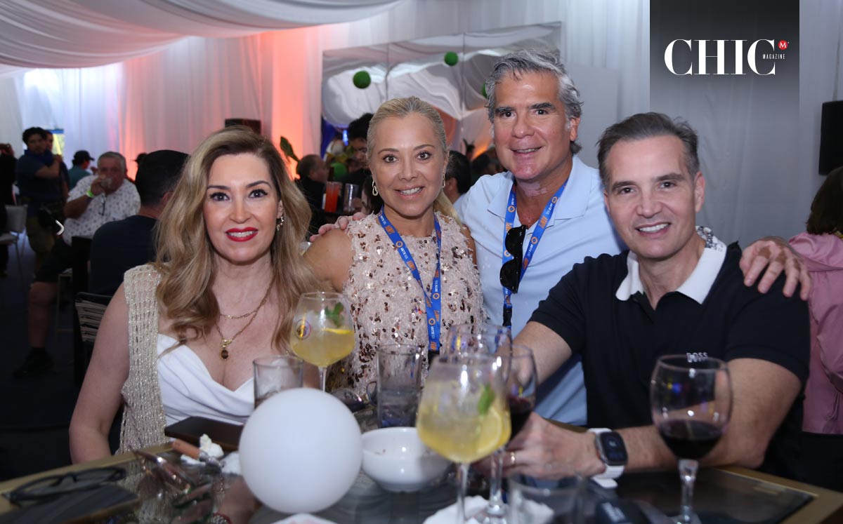 Vicky Alanís de Bringas, Teté García Luna de Barrera,  Ramiro Barrera y Juan Ignacio Bringas