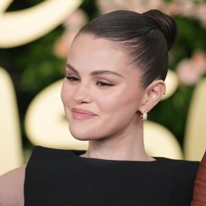 Selena Gomez se despidió de la soltería con una escapada mágica en Cabo San Lucas, rodeada de amigas, música y familia (Getty Images)