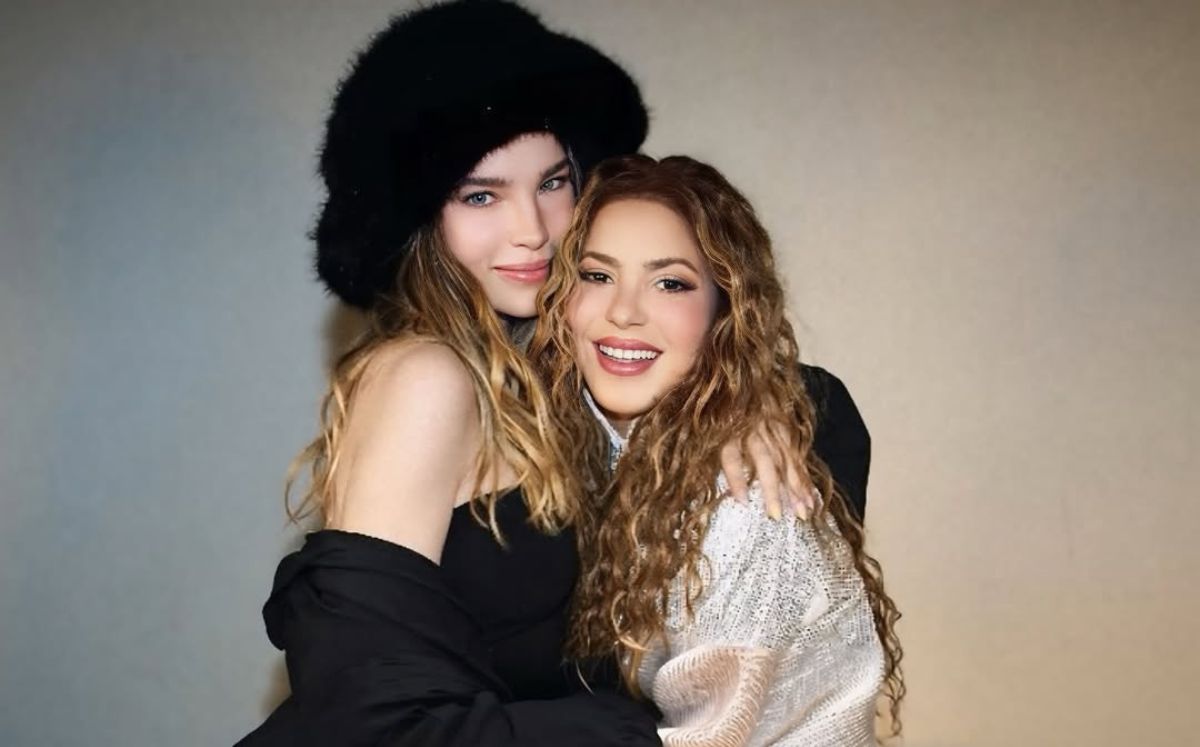 Belinda brilla en concierto de Shakira con crop top y pantalón de peluche (Foto: Instagram)