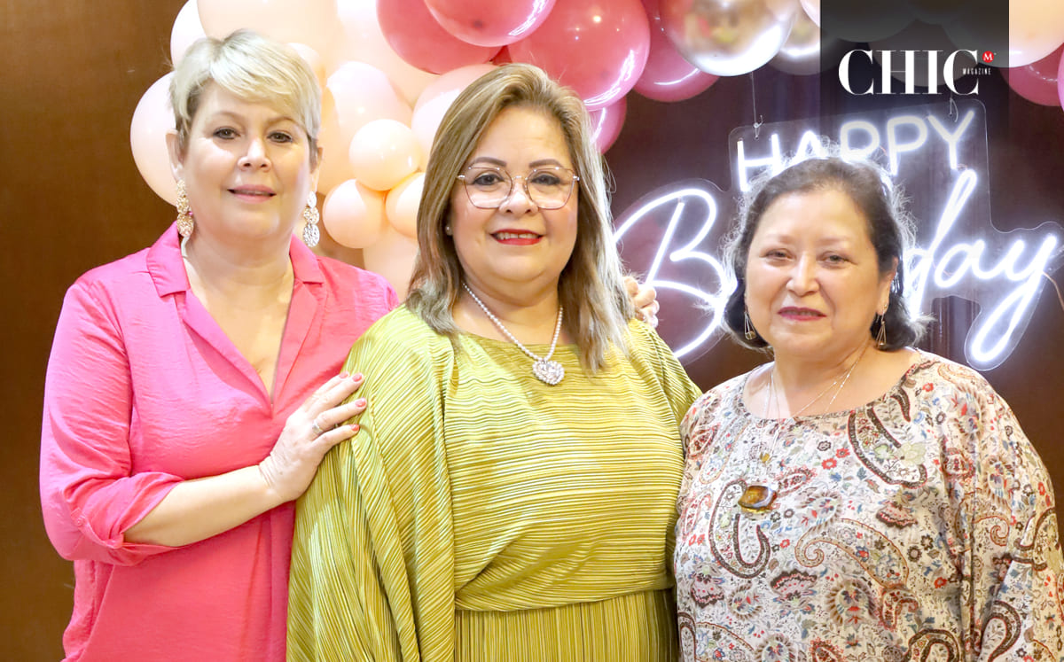 Gladys Szymansky, Socorro Moreno y Luz Amelia Estrada