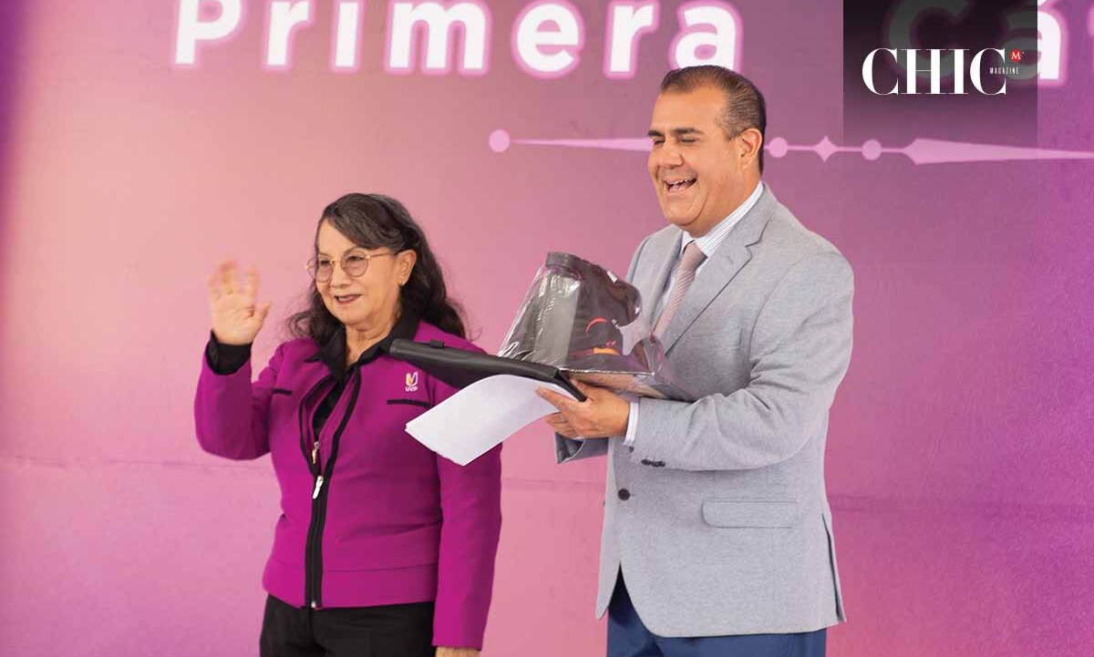 Rectora Irma Lozano y Juan Carlos Valerio