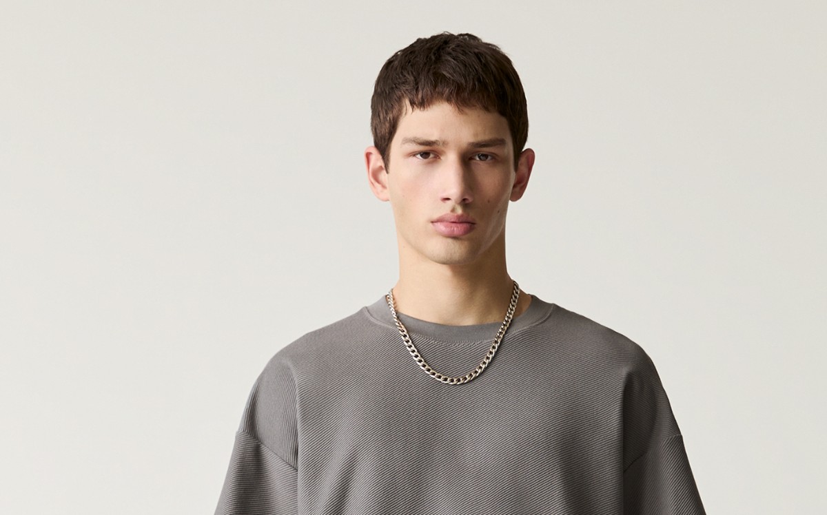 Playeras de hombre que elevan tu look. | Cortesía de Pull and Bear