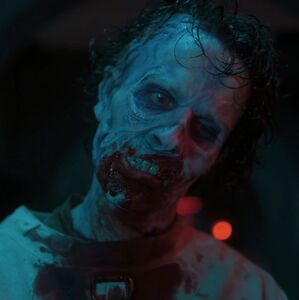 La segunda temporada de Merlina reveló la verdad sobre Isaac Night (Netflix)