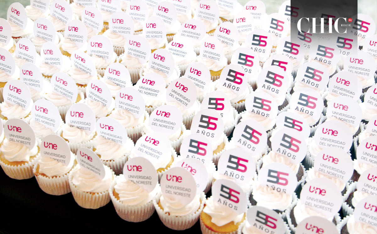 Como detalle final, cada asistente recibió un cupcake conmemorativo.