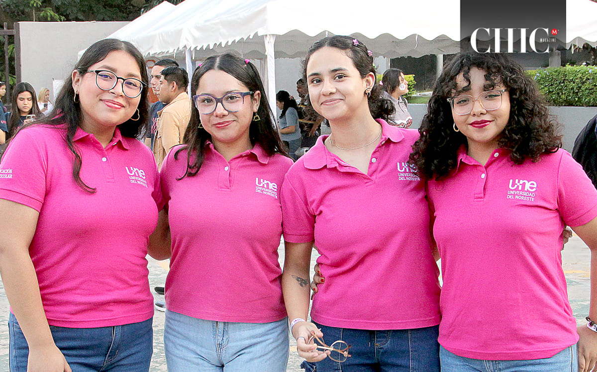 La explanada de la Universidad del Noreste se convirtió en el lugar perfecto para vivir una tarde llena de sorpresas y actividades