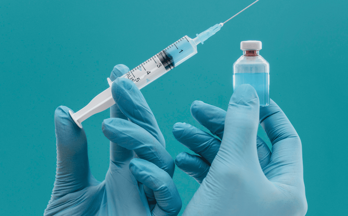 ¿Sabías de ella? Rusia lanza EnteroMix, la vacuna personalizada contra el cáncer (Foto: Freepik)