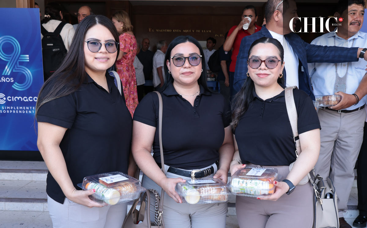 Arlett, Lorena Canales y Ángela Hernández