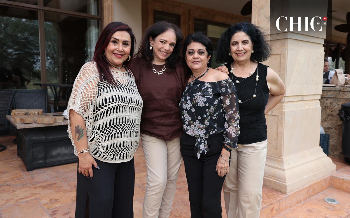 Cinthia Bautista, Erika Martínez, Esther Martínez y Ena Galindez