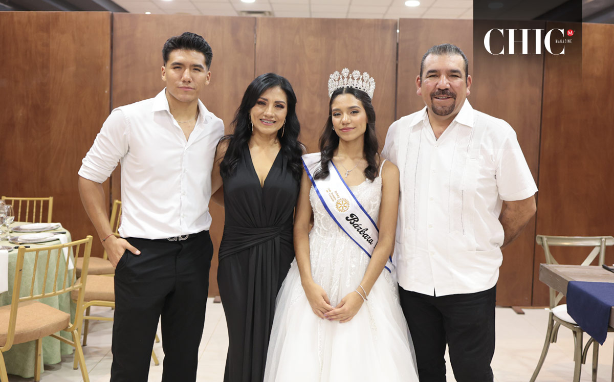 Emiliano Atilano, Luzma Quezada, Bárbara Atilano y Manuel Atilano