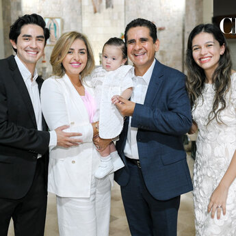 Manuel Medina, Janeth Medina, Manuel Emilio, Manuel Medina y Alejandra Becerra