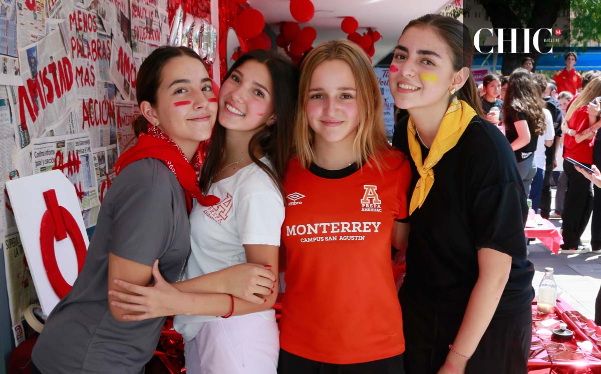 Natalia Lozano, Mercedes Hernández, Dana Crombé y Alana Maldonado