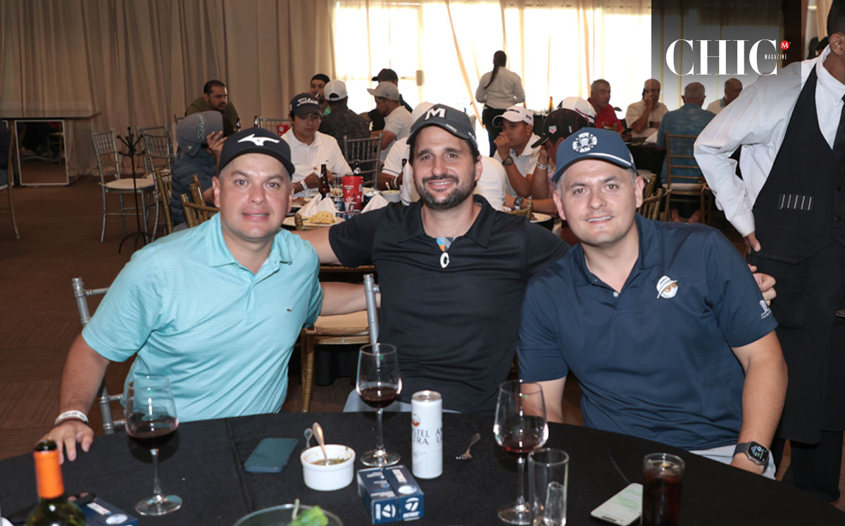 Roberto Flores, Franco Barboglio y Héctor Salas