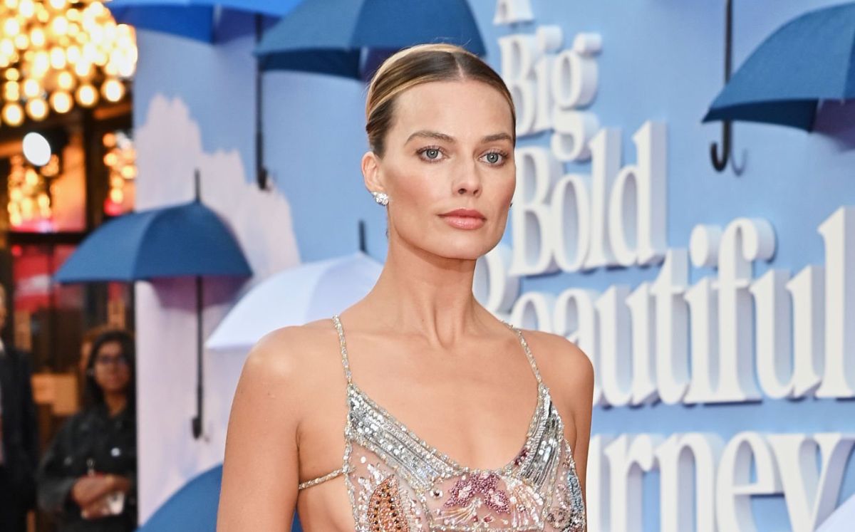 ¡Más hermosa que nunca! Así brilló Margot Robbie con un vestido joya en la premiere de su nueva película (Foto: Getty Images)