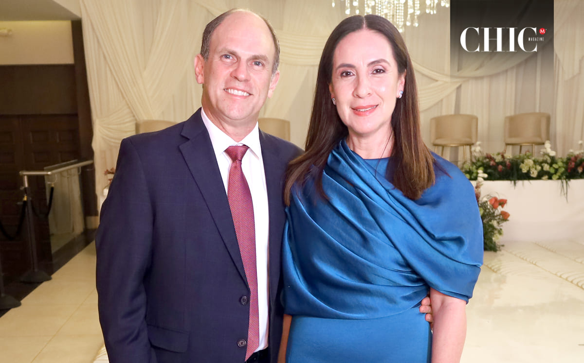 Freddy Armstrong y Adriana Rábago