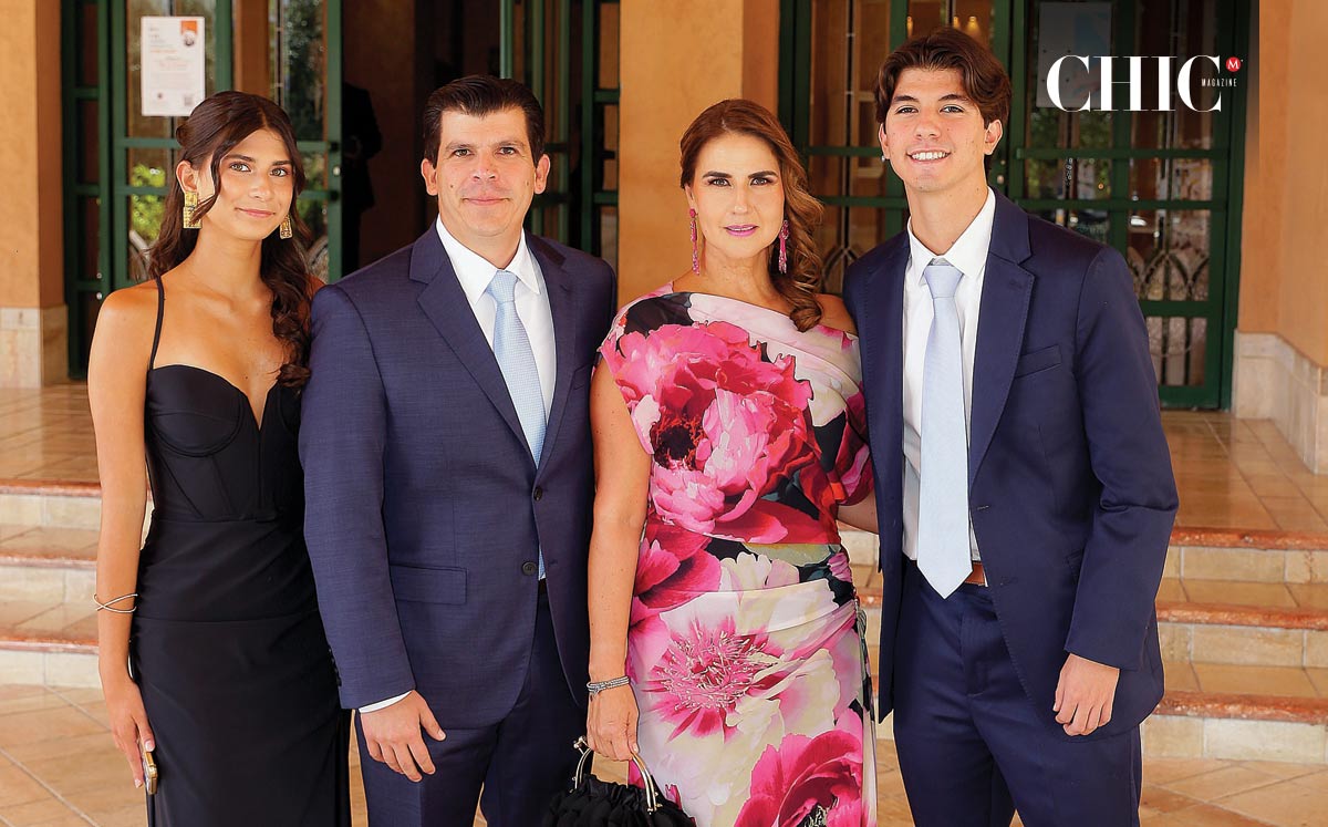 Alejandra Salinas, Daniel Salinas, Érika Luna y Santiago Salinas
