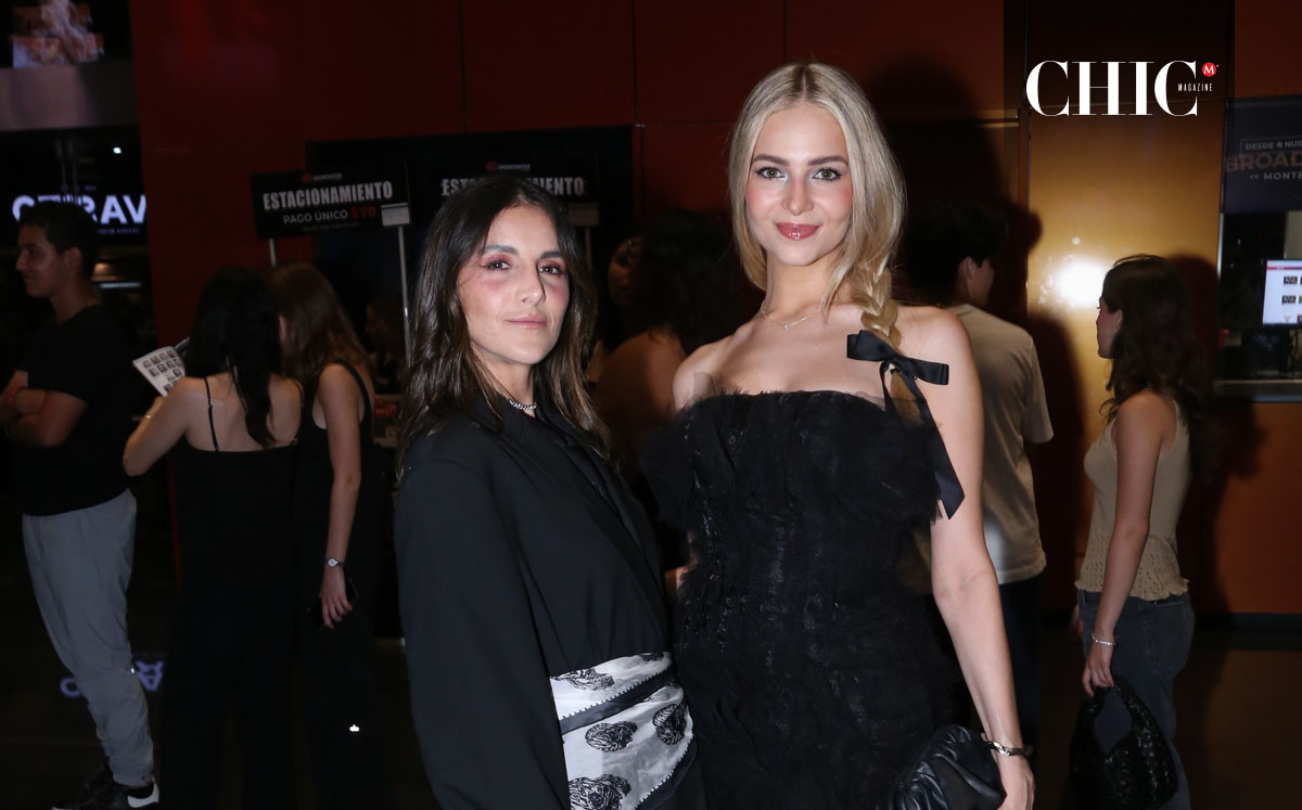 Gabriela Rubio y Mallory Caballero