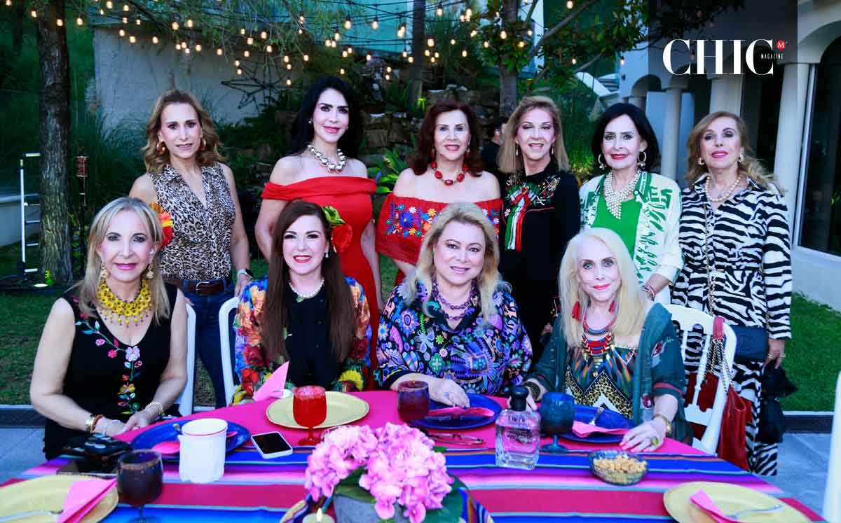Graciela Tancredi, Martha Martínez de Ruiz, Martha Rangel, Mina Villarreal, Margarita González, María Esther Assad de Bichara, Lourdes González, M