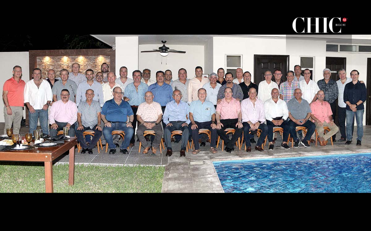 Eduardo Manzur festejó sus 60 años con una exclusiva celebración en el jardín de su residencia, el marco ideal para reunir a sus mejores amigos