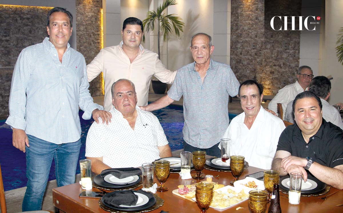 Alejandro Sobera, Eduardo Nader, Mon Maron, Daniel Torres, Heriberto Florencia y Juan Laddaga