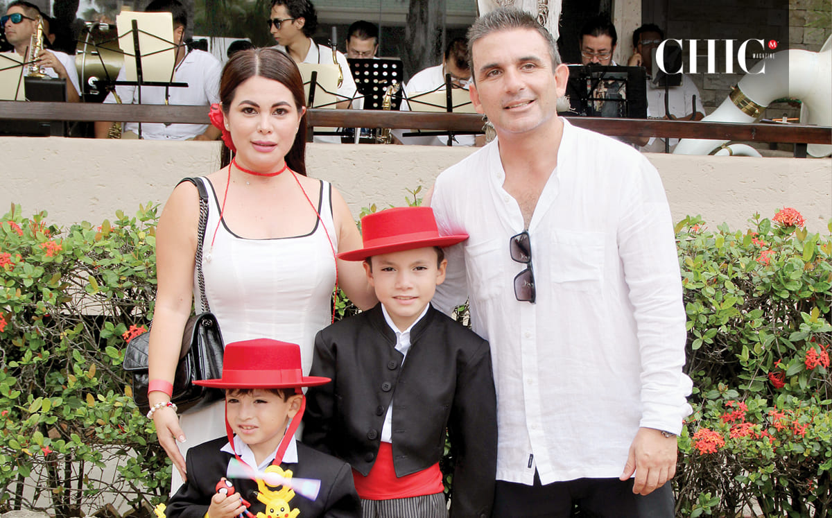 Montserrat De Arias, Alejandro Arias, Jorge Arias y Jorge Arias