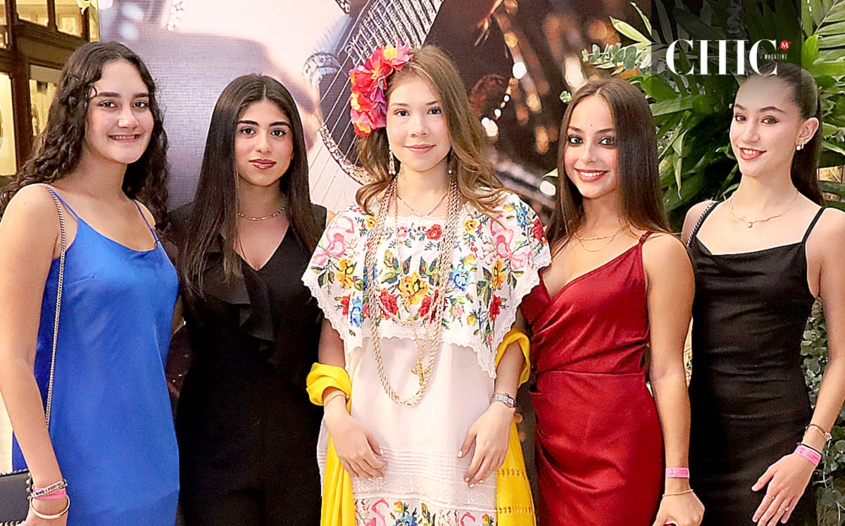 Ximena Hidalgo, Emilia Pérez, Anabella, Julia Braña y Sally PéRez