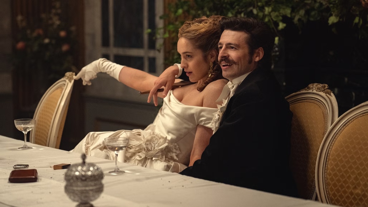 Danielle Galligan como Lady Olivia Hedges (Foto: Netflix)