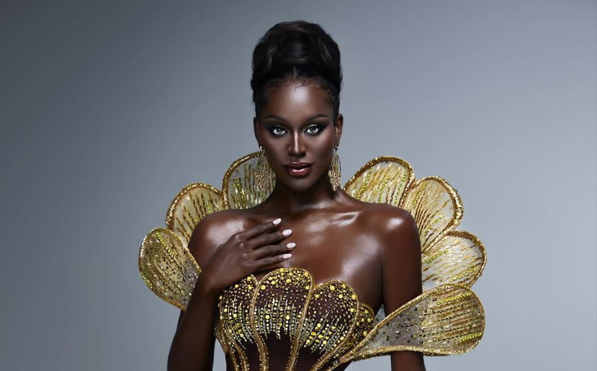 Midori Monét ganó Miss International Queen 2025, pero la frialdad de sus compañeras recordó el caso de Fátima Bosch en México (Instagram)