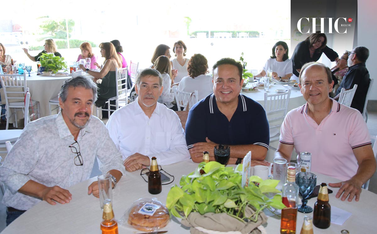 Enrique, Raúl, Alberto y Luis