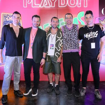Fer Veloz, Alex Fernández, Alejandro Meza, Adrián Murra y Antonio Antunes
