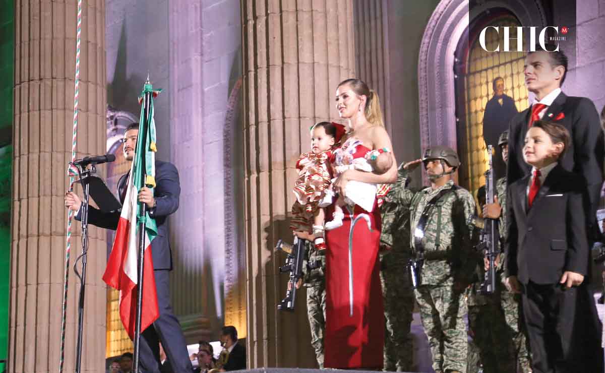 El gobernador Samuel García y en compañía de Mariana Rodríguez, así como de sus hijas Mariel e Isabel / Fotos: Roberto Alvarado