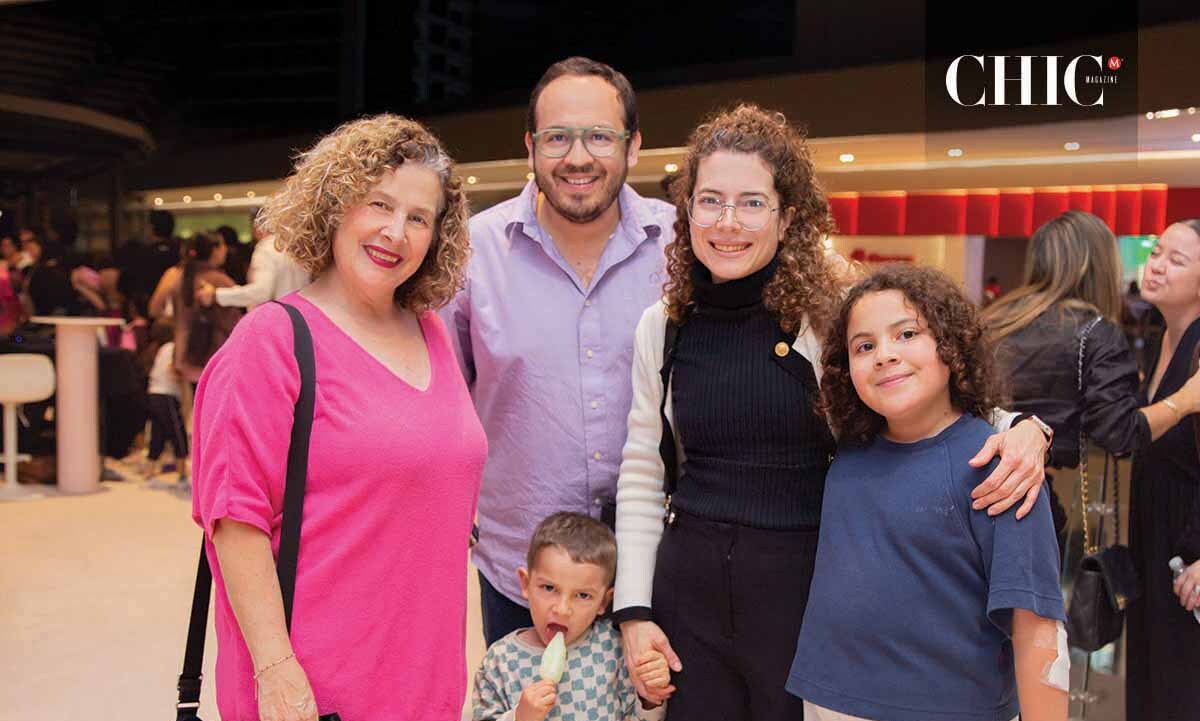 María Del Carmen Pechir, Tany Tager y Jorge González
