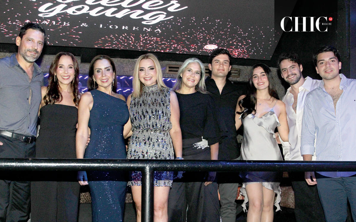 José Luna, Alicia Govela, Adriana Govela, Miriam Govela, Caro De Anda, Ramón Sigrist, Melissa Sigrist, Sergio Federico y Antolin Sierra