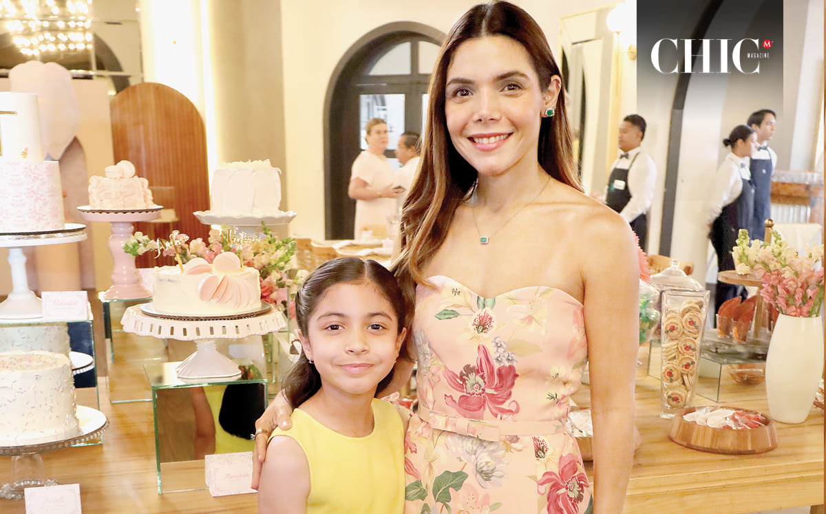 Victoria Turrubiates y Bárbara De Turrubiates