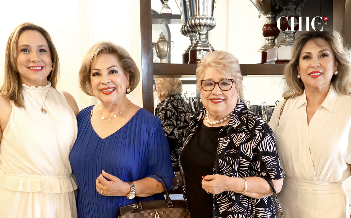 Claudia Saldívar, Celia Santoscoy, Linda Santoscoy, Karina Saldívar