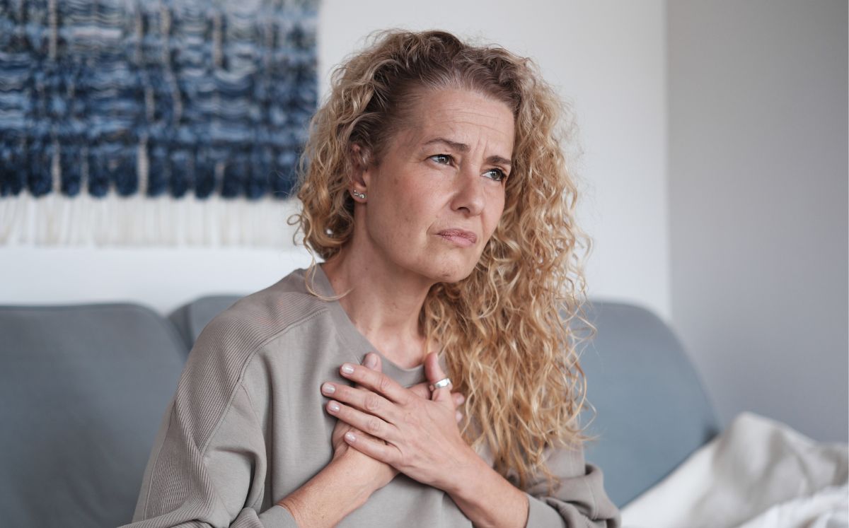 El Dr. David Mischoulon explica cómo la depresión afecta al corazón y qué estrategias ayudan a prevenir riesgos (Getty Images)